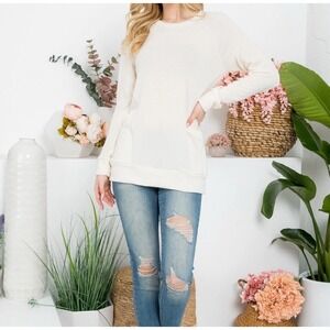 New‎ You & Me Top Women's Size Medium Beige Knit Pullover Long Sleeves Pockets